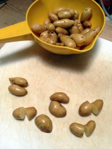 How to cut potatoes for roasted vegetables